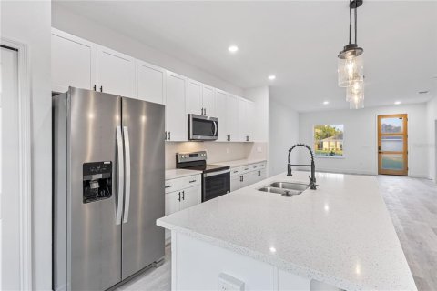 Casa en alquiler en Ocala, Florida, 4 dormitorios, 151.43 m2 № 1884846 - foto 14