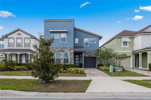 Villa ou maison à vendre à Kissimmee, Floride: 6 chambres, 277.5 m2 № 1634994 - photo 2