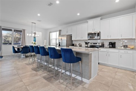 Villa ou maison à vendre à Kissimmee, Floride: 6 chambres, 277.5 m2 № 1634994 - photo 16