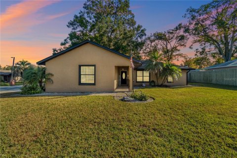 Casa en Ocala, Florida 3 dormitorios, 137.22 m2 № 2368665