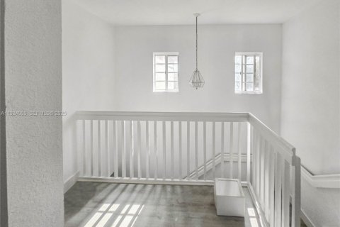 Купить виллу или дом в Майами, Флорида 4 спальни, 201.97м2, № 1983714 - фото 22