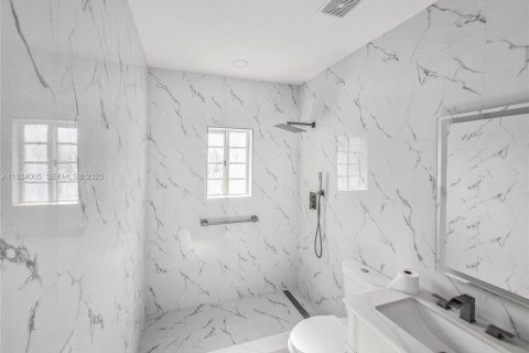 Купить виллу или дом в Майами, Флорида 4 спальни, 201.97м2, № 1983714 - фото 27