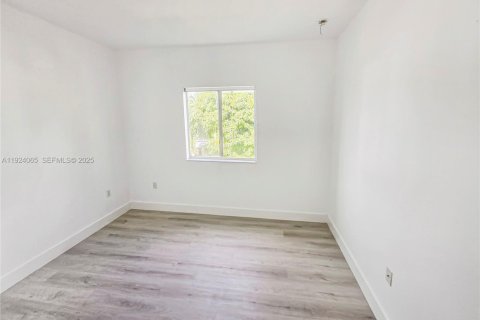 Купить виллу или дом в Майами, Флорида 4 спальни, 201.97м2, № 1983714 - фото 24