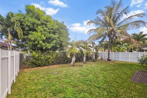 Купить виллу или дом в Майами, Флорида 4 спальни, 201.97м2, № 1983714 - фото 4