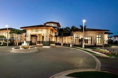 Condominio en alquiler en Doral, Florida, 2 dormitorios, 105.44 m2 № 2010483 - foto 23