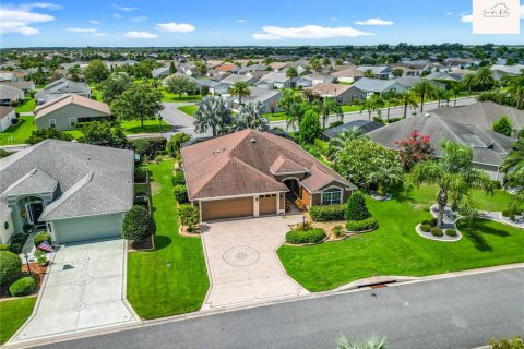 House in The Villages, Florida 3 bedrooms, 175.59 sq.m. № 1798675 - photo 5
