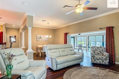 House in The Villages, Florida 3 bedrooms, 175.59 sq.m. № 1798675 - photo 20