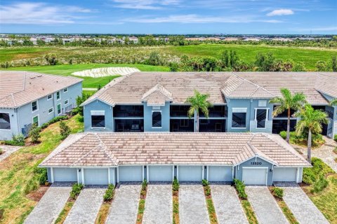 Condo in Venice, Florida, 2 bedrooms in WELLEN PARK № 2223645