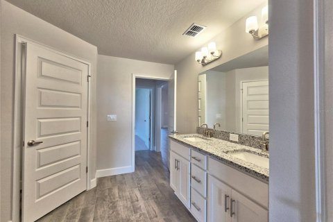 House in Auburndale, Florida 4 bedrooms, 204.38 sq.m. № 1437473 - photo 25