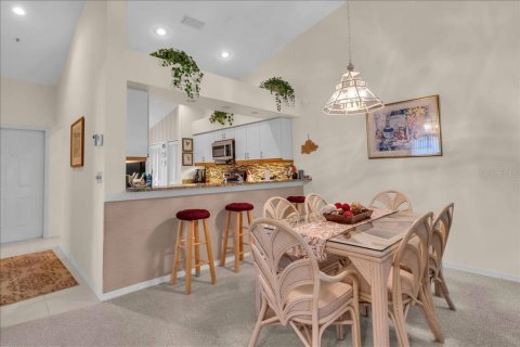 Condo in Bradenton, Florida, 2 bedrooms  № 1542865 - photo 13