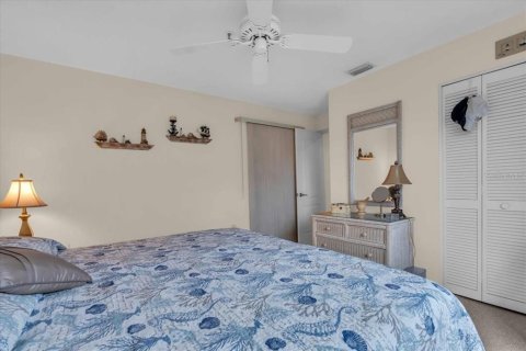 Condo in Bradenton, Florida, 2 bedrooms  № 1542865 - photo 23