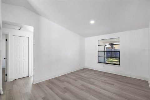 Casa en venta en New Port Richey, Florida, 4 dormitorios, 173.54 m2 № 1902590 - foto 10
