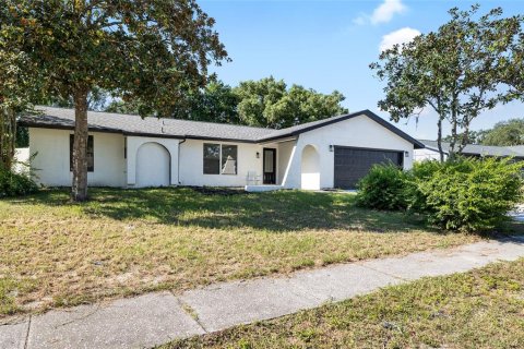 Casa en venta en New Port Richey, Florida, 4 dormitorios, 173.54 m2 № 1902590 - foto 5