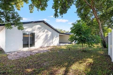 Casa en venta en New Port Richey, Florida, 4 dormitorios, 173.54 m2 № 1902590 - foto 30