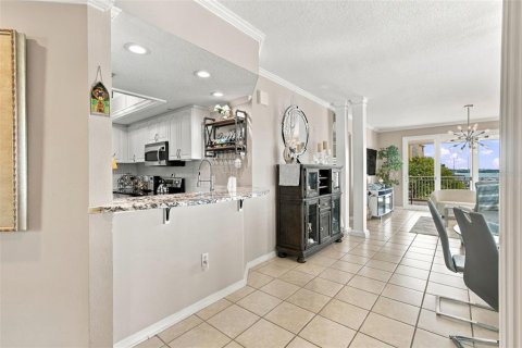 Condominio en venta en Madeira Beach, Florida, 2 dormitorios, 118.45 m2 № 2351663 - foto 16