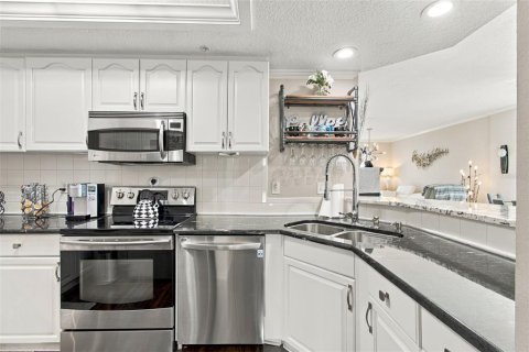 Condominio en venta en Madeira Beach, Florida, 2 dormitorios, 118.45 m2 № 2351663 - foto 20