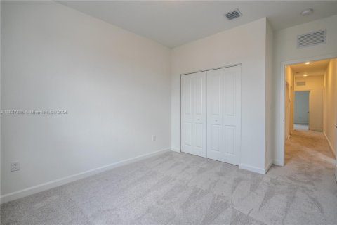 Touwnhouse à vendre à Miami, Floride: 4 chambres, 169.08 m2 № 1848381 - photo 27