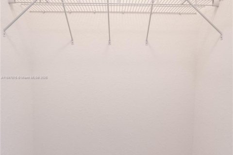 Touwnhouse à vendre à Miami, Floride: 4 chambres, 169.08 m2 № 1848381 - photo 23