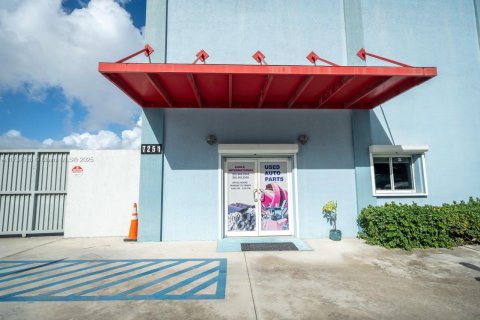 Immobilier commercial à vendre à Miami, Floride № 1486032 - photo 19