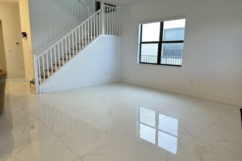 Купить виллу или дом в Мирамар, Флорида 5 спален, 314.1м2, № 1968603 - фото 4