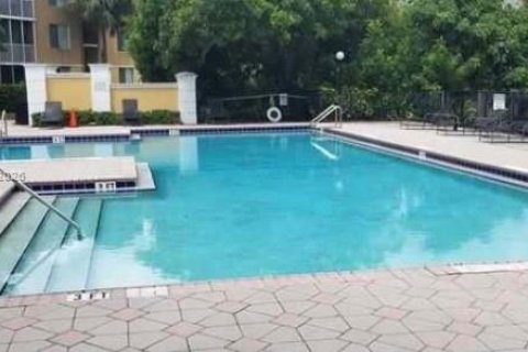 Apartment in Pompano Beach, Florida 1 bedroom, 58.81 sq.m. № 2001033 - photo 20