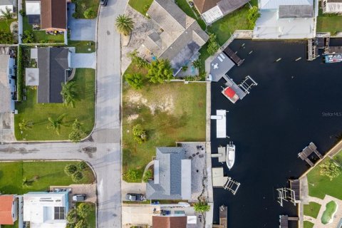 Terreno en venta en New Port Richey, Florida № 1778128 - foto 12