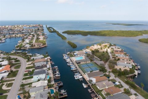 Terreno en venta en New Port Richey, Florida № 1778128 - foto 28