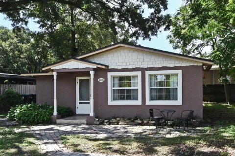 House in Orlando, Florida 2 bedrooms, 81.57 sq.m. № 1834632 - photo 1