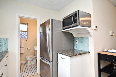 House in Orlando, Florida 2 bedrooms, 81.57 sq.m. № 1834632 - photo 4