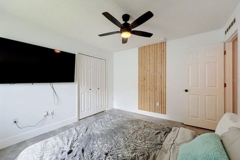House in Apopka, Florida 3 bedrooms, 151.62 sq.m. № 2133355 - photo 28