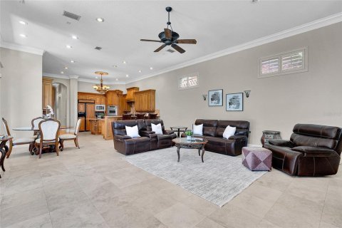 House in Seminole, Florida 5 bedrooms, 470.18 sq.m. № 1805460 - photo 17