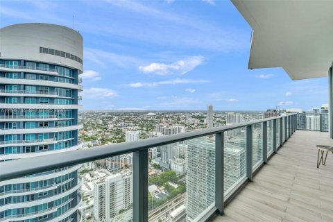 Condo in Miami, Florida, 3 bedrooms № 2185914 - photo 16