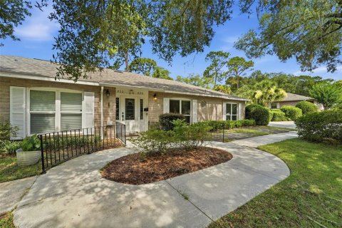 Condominio en venta en DeLand, Florida, 2 dormitorios, 111.11 m2 № 2235989 - foto 4