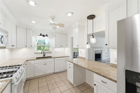 Condominio en venta en DeLand, Florida, 2 dormitorios, 111.11 m2 № 2235989 - foto 16