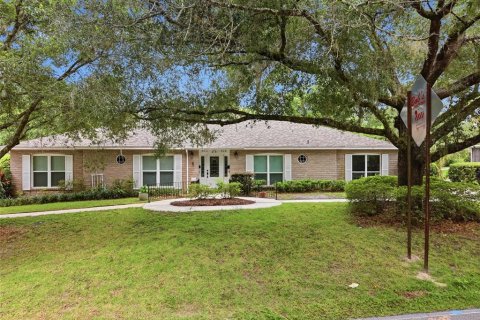 Condominio en venta en DeLand, Florida, 2 dormitorios, 111.11 m2 № 2235989 - foto 3
