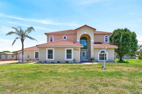 Casa en Kissimmee, Florida 4 dormitorios, 301.56 m2 № 2367290