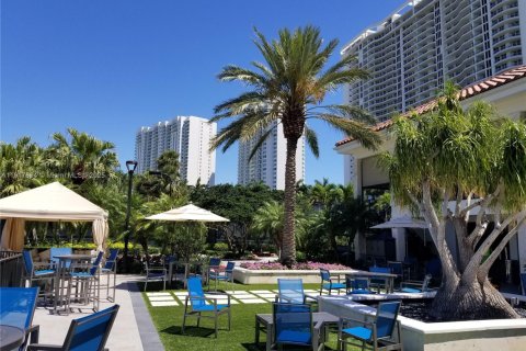 Condominio en venta en Aventura, Florida, 3 dormitorios, 176.51 m2 № 1973155 - foto 27