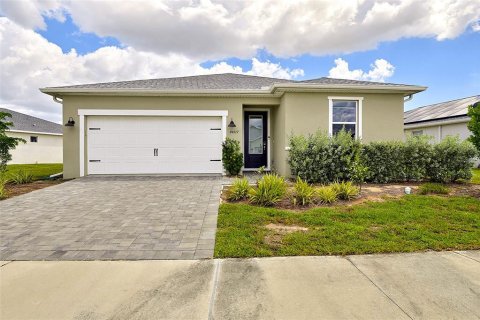 House in Punta Gorda, Florida 3 bedrooms, 154.12 sq.m. № 2203731 - photo 26