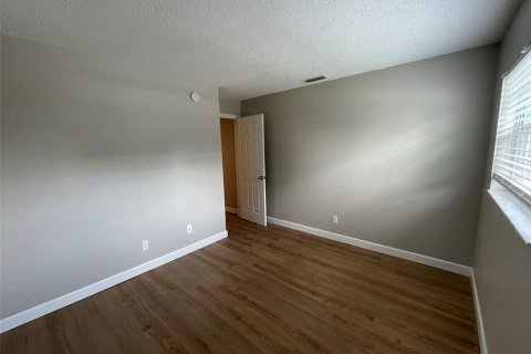 Apartamento en alquiler en Lakeland, Florida, 2 dormitorios, 81.29 m2 № 2215182 - foto 11
