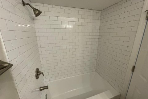 Apartamento en alquiler en Lakeland, Florida, 2 dormitorios, 81.29 m2 № 2215182 - foto 8