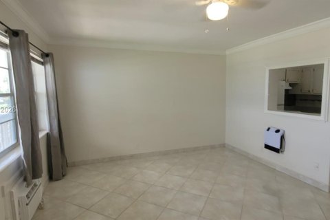 Copropriété à louer à West Palm Beach, Floride: 1 chambre, 57.13 m2 № 2319723 - photo 2