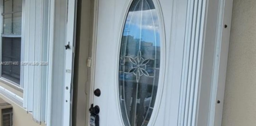 Condo à West Palm Beach, Floride, 1 chambre № 2319723