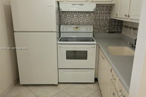 Copropriété à louer à West Palm Beach, Floride: 1 chambre, 57.13 m2 № 2319723 - photo 9