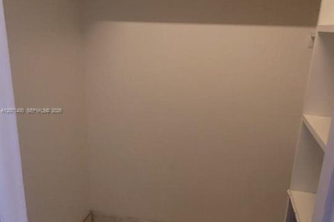 Copropriété à louer à West Palm Beach, Floride: 1 chambre, 57.13 m2 № 2319723 - photo 11