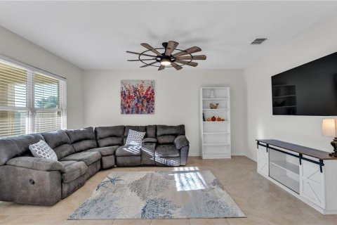 Villa ou maison à vendre à Lakeland, Floride: 3 chambres, 155.33 m2 № 2419660 - photo 5