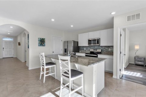 Villa ou maison à vendre à Lakeland, Floride: 3 chambres, 155.33 m2 № 2419660 - photo 8
