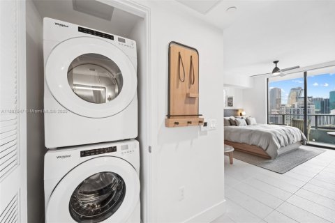 Condo in Miami, Florida  № 1957309 - photo 9