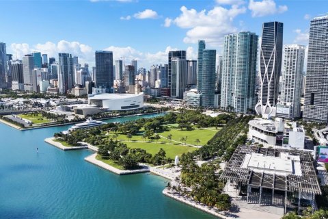 Condo in Miami, Florida  № 1957309 - photo 13