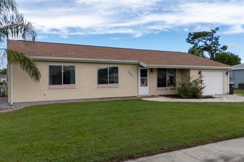 Villa ou maison à vendre à North Port, Floride: 3 chambres, 109.16 m2 № 1902653 - photo 2