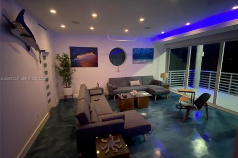 Villa ou maison à louer à Big Pine Key, Floride: 4 chambres, 218.51 m2 № 2180499 - photo 15